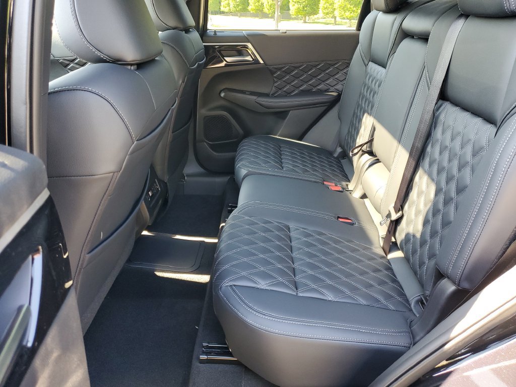 New 2026 Nissan Rogue Platinum AWD/4WD image 12