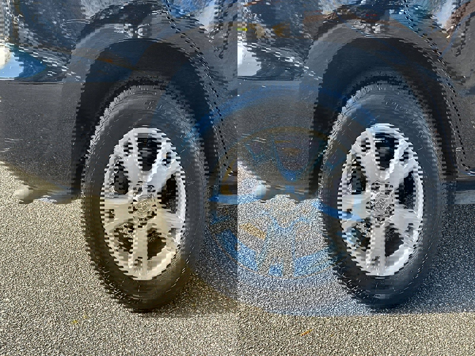 Used 2011 Toyota RAV4 2WD image 17