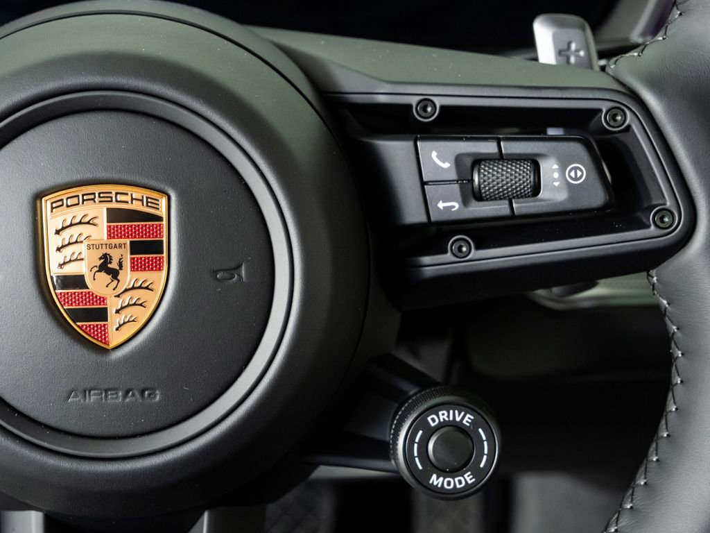 New 2026 Porsche Cayenne image 11