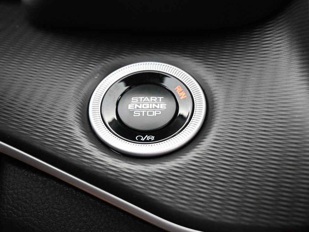 Used 2024 Jeep Grand Cherokee L Laredo w/ Luxury Tech Group I image 28