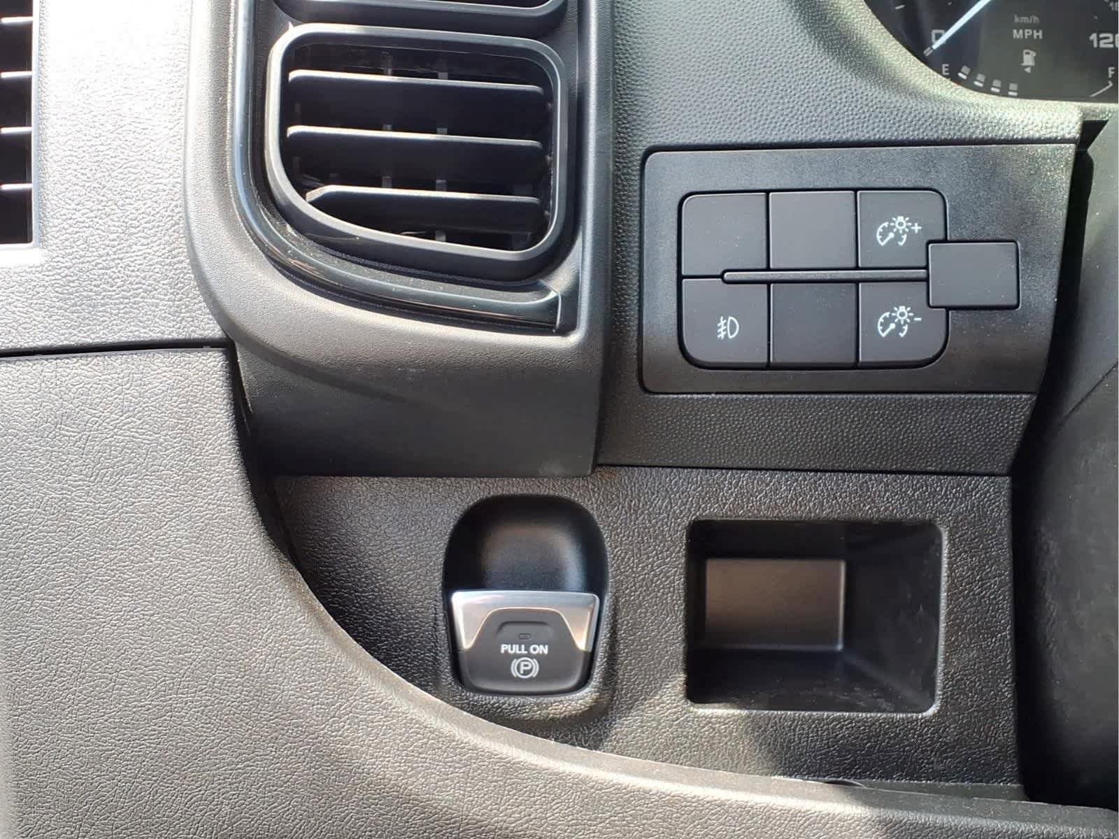 New 2026 RAM ProMaster 1500 w/ Convenience Group FWD image 8