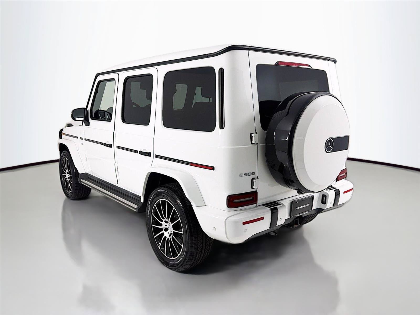 Used 2019 Mercedes-Benz G 550 image 3