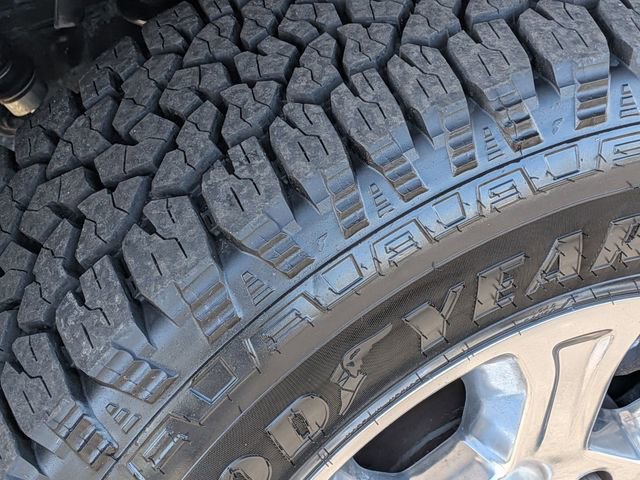 Used 2024 RAM 2500 Big Horn AWD/4WD image 11