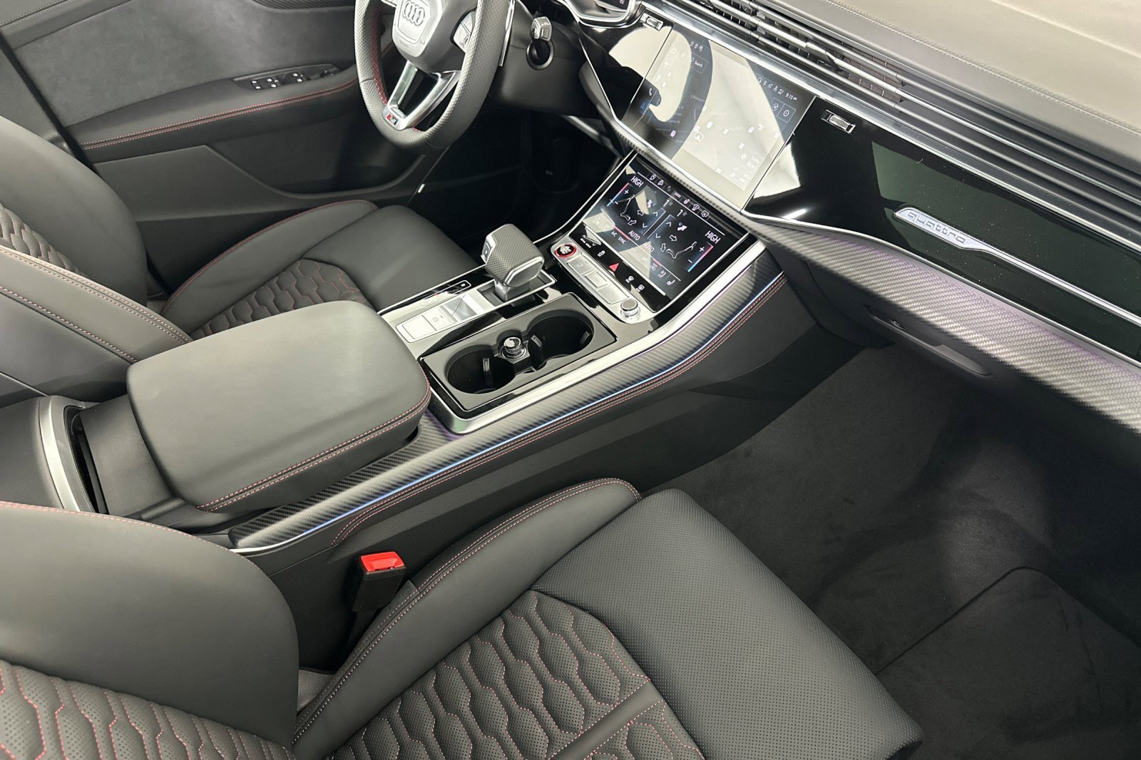 New 2026 Audi RS Q8 performance AWD/4WD image 15