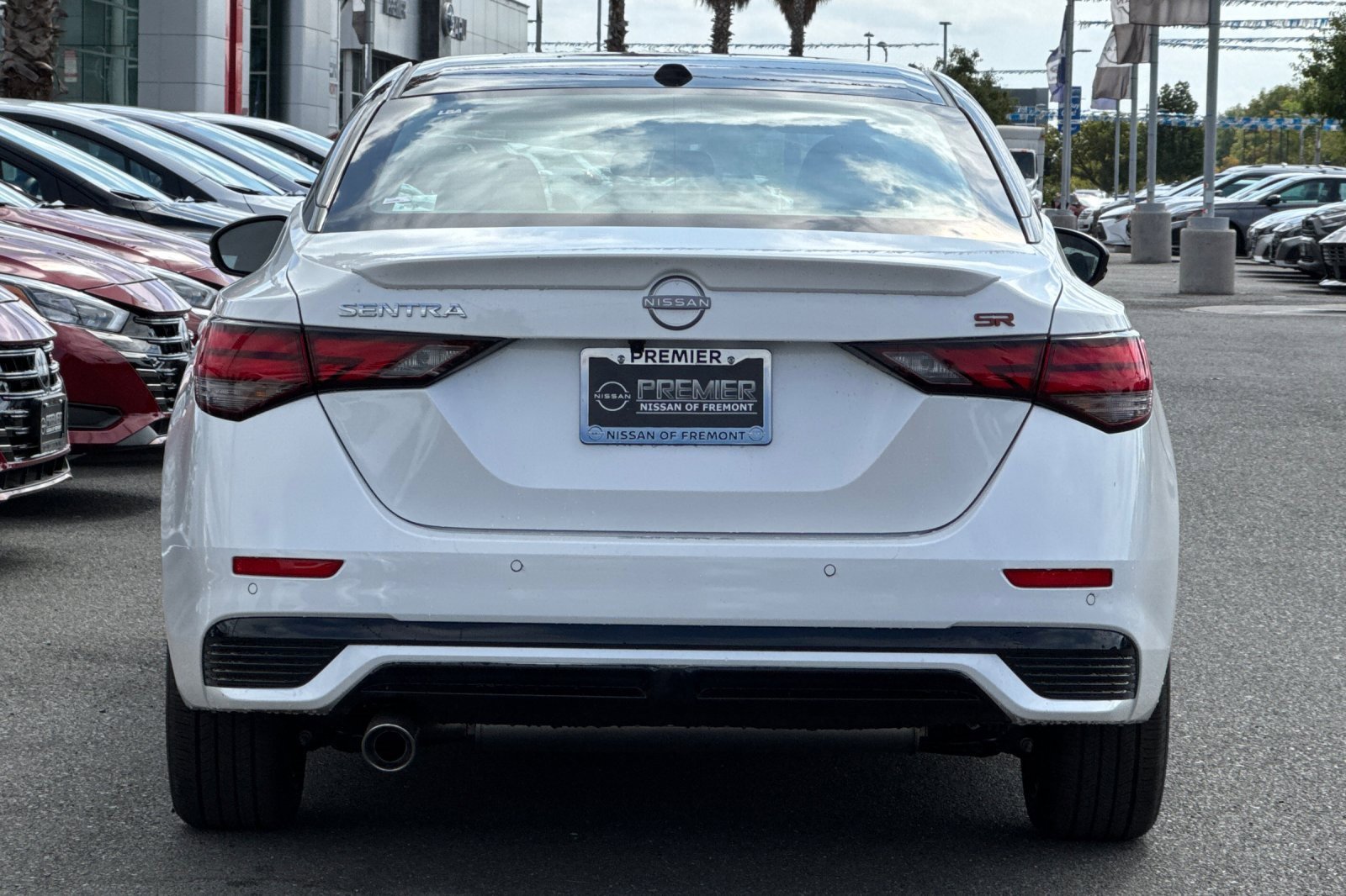 New 2025 Nissan Sentra SR w/ Trunk Package image 5
