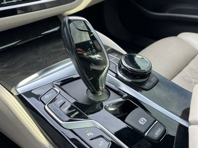 Used 2018 BMW M550i xDrive w/ Driving Assistance Package image 35