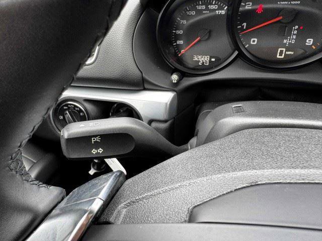 Used 2013 Porsche Boxster RWD image 23