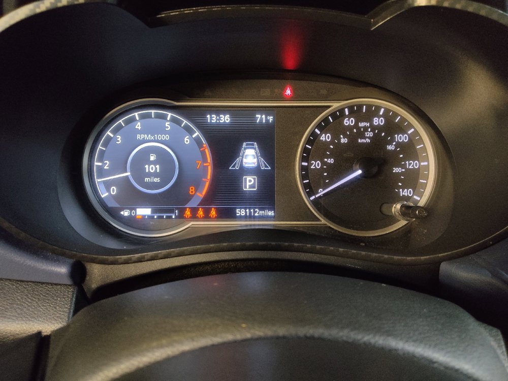 Used 2023 Nissan Versa SV FWD image 23