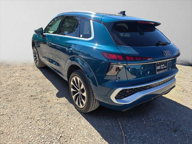 New 2026 Audi Q3 quattro 2.0T AWD/4WD image 5