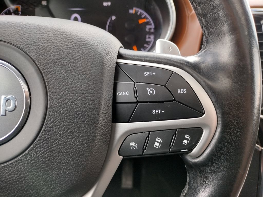 Used 2020 Jeep Grand Cherokee Summit w/ Platinum Series Group image 30