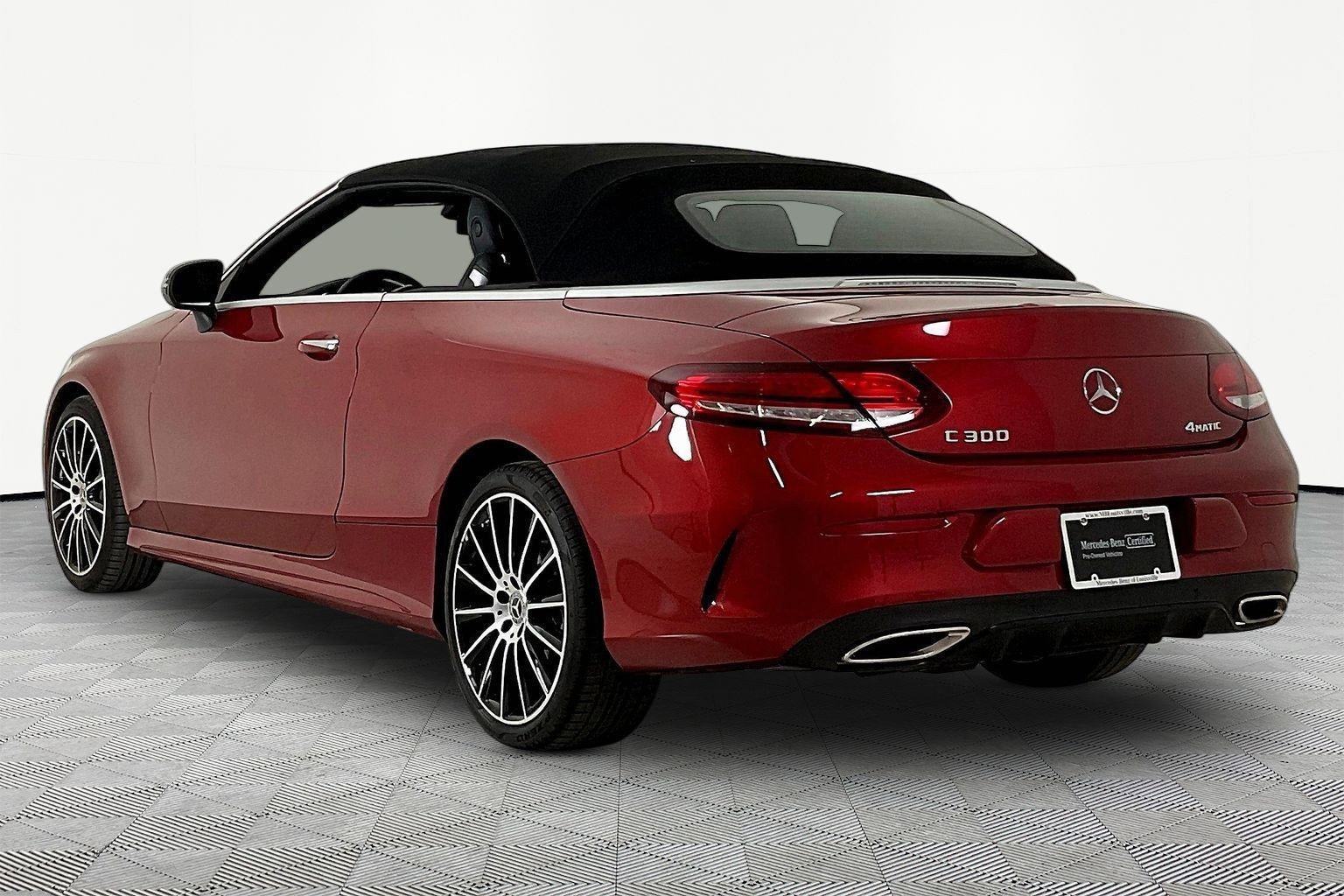 Used 2023 Mercedes-Benz C 300 4MATIC Cabriolet image 4