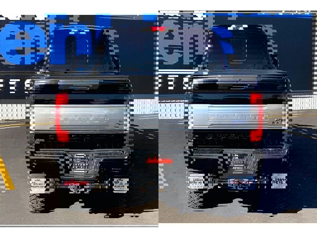 Used 2017 Ford F350 Platinum w/ Platinum Ultimate Package image 4