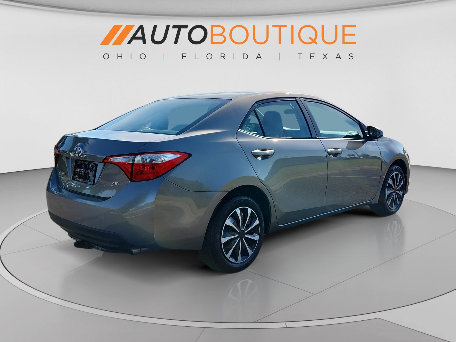 Used 2016 Toyota Corolla LE FWD image 5