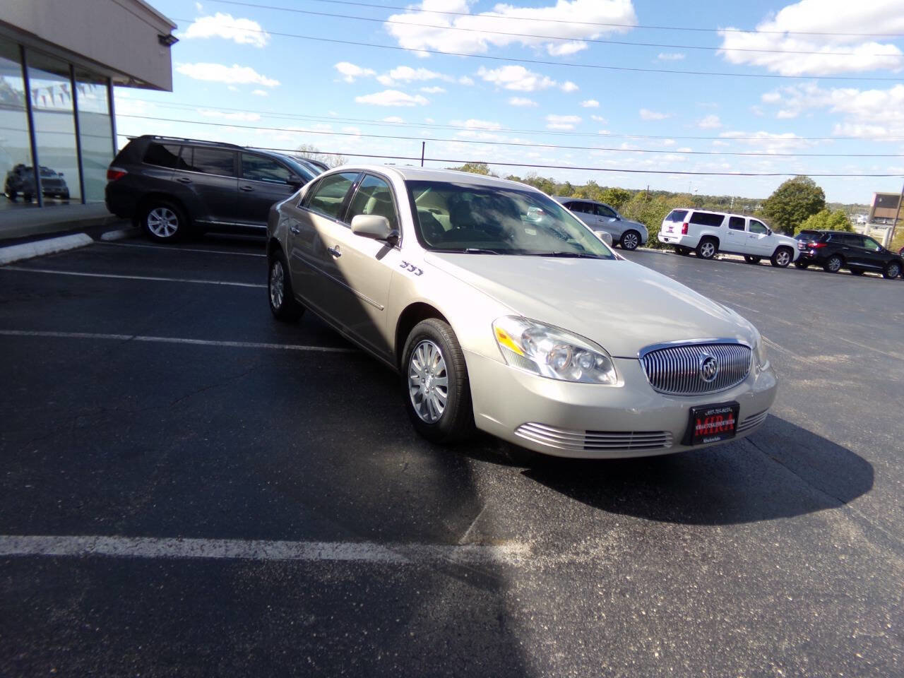 Used 2008 Buick Lucerne CX image 4