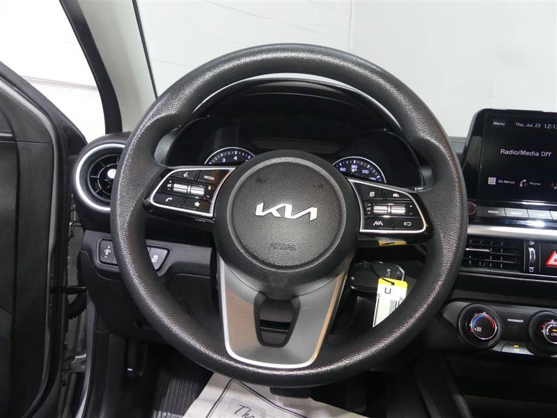 Used 2023 Kia Forte LXS w/ LXS Technology Package FWD image 30