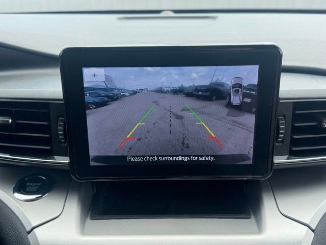 Used 2022 Ford Explorer XLT w/ Equipment Group 202A RWD image 17