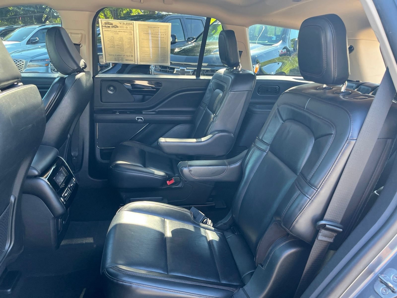 Used 2021 Lincoln Aviator Reserve RWD image 30