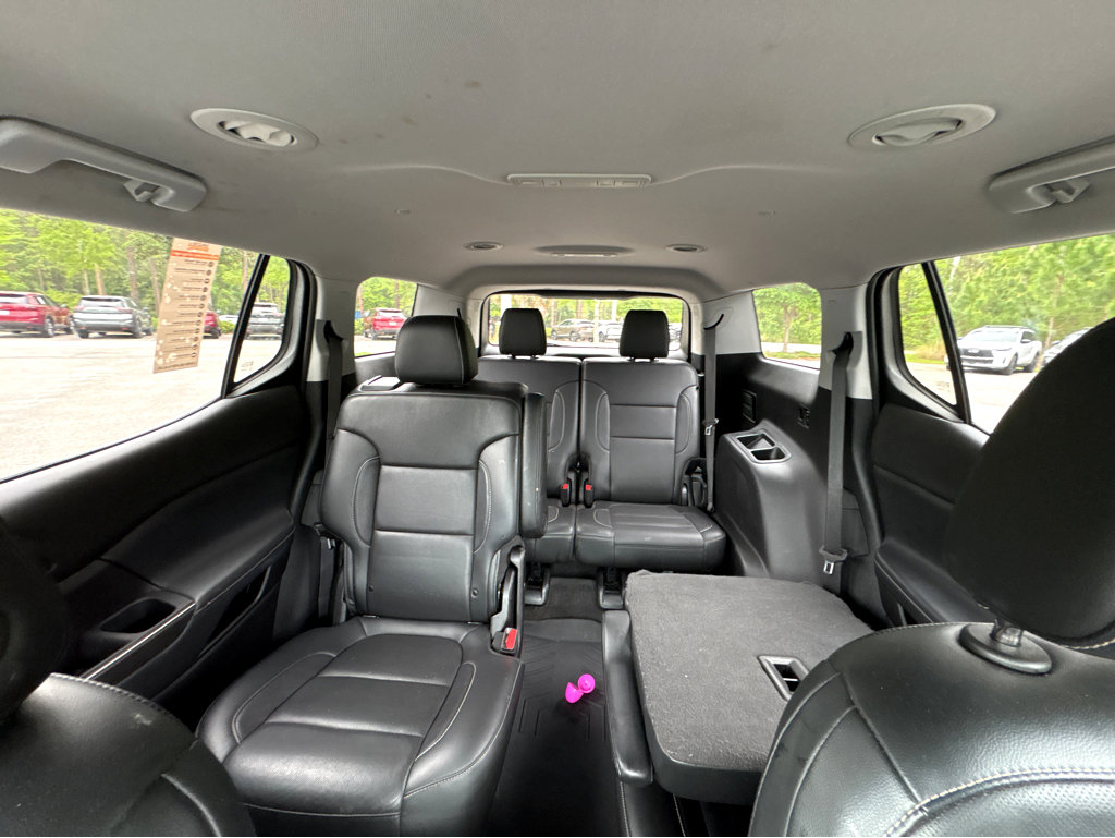 Used 2020 GMC Acadia SLT w/ Driver Alert Package II image 38