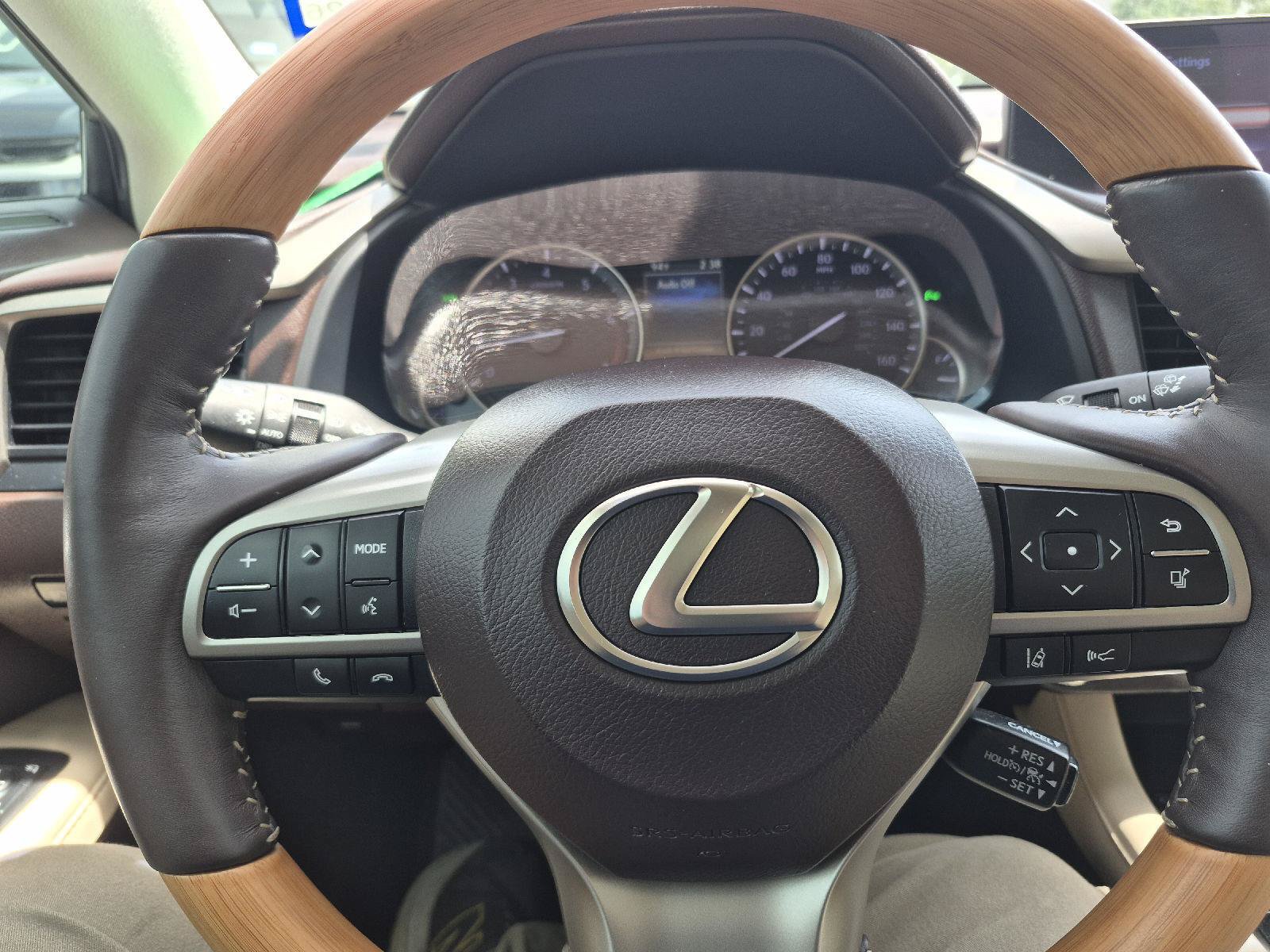 Used 2018 Lexus RX 350 FWD w/ Premium Package image 8