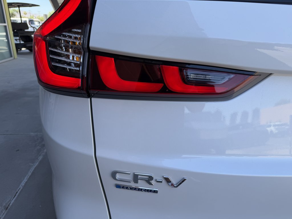 Used 2025 Honda CR-V Sport-L image 11