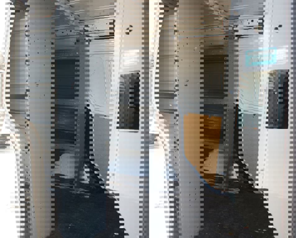 Used 2021 Ford Transit Connect XL image 17