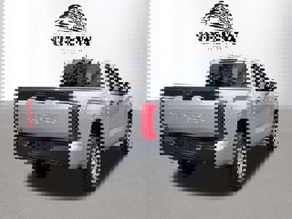 Used 2025 Toyota Tundra SR image 4