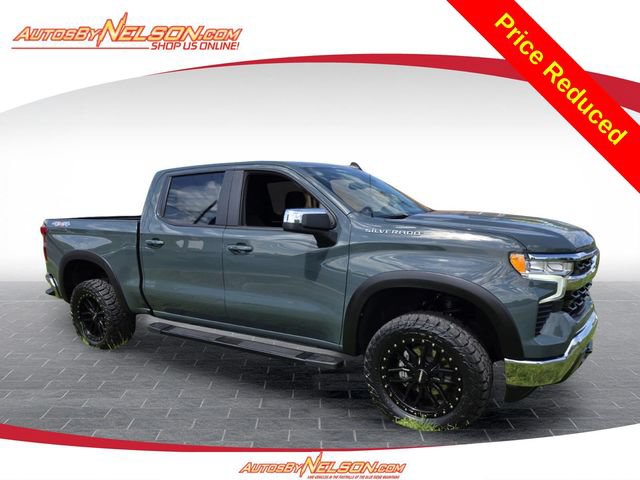 Used 2025 Chevrolet Silverado 1500 LT AWD/4WD image 1