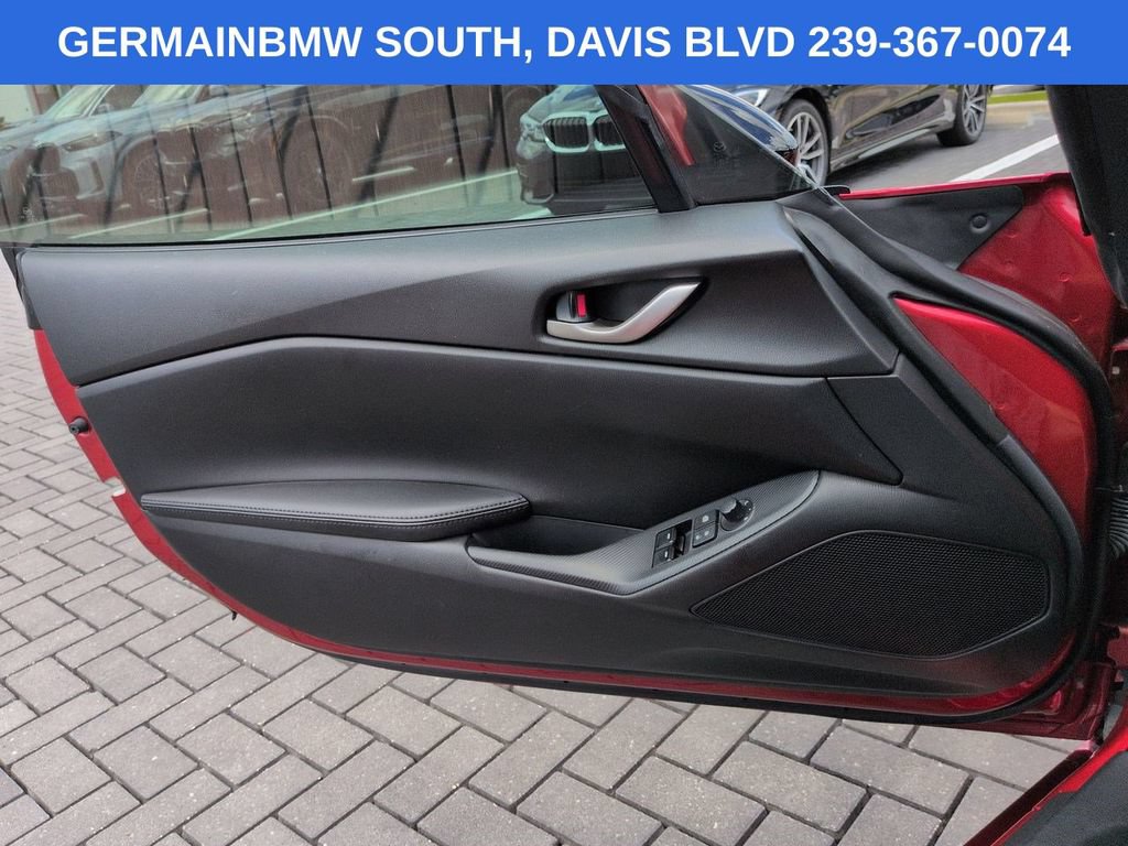 Used 2021 MAZDA MX-5 Miata Sport RWD image 25