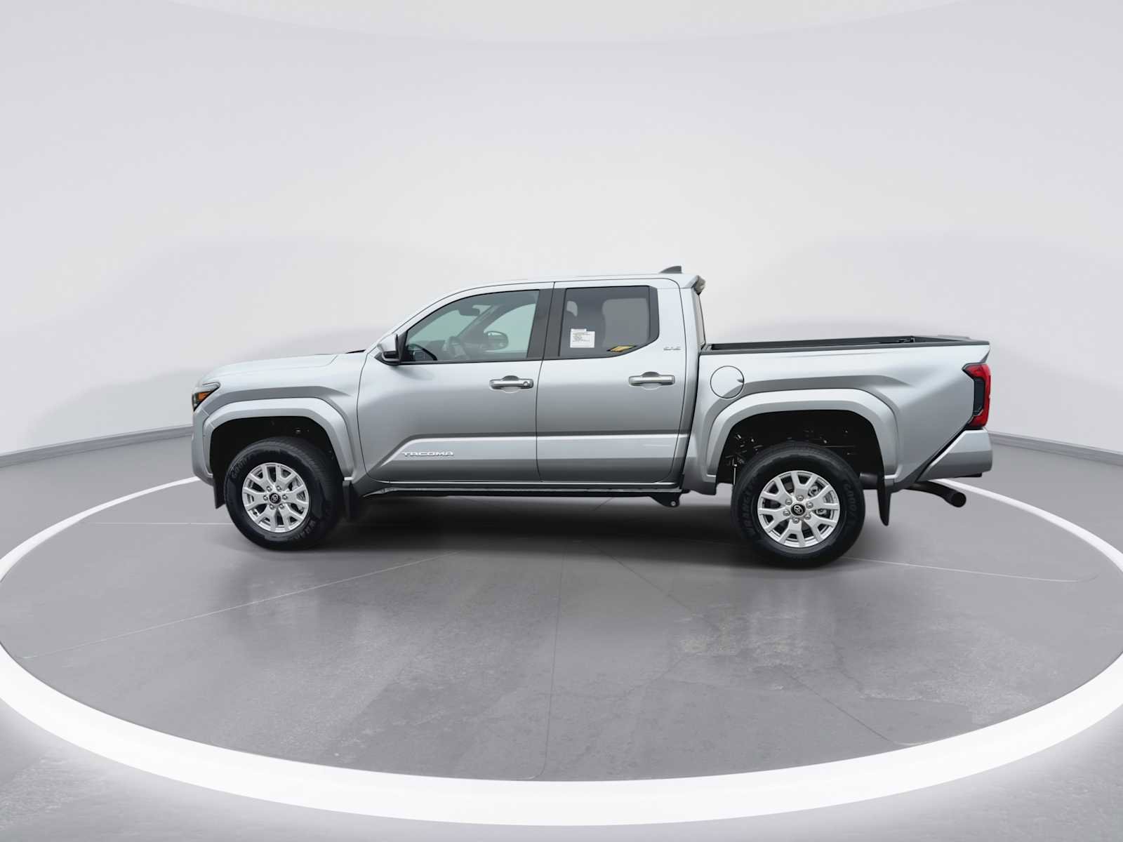 New 2026 Toyota Tacoma SR5 image 5