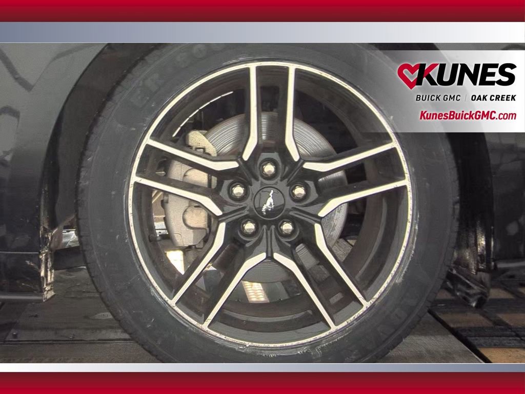 Used 2023 Ford Mustang Premium image 11