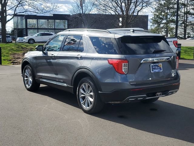 Certified 2024 Ford Explorer XLT w/ Equipment Group 202A AWD/4WD image 3