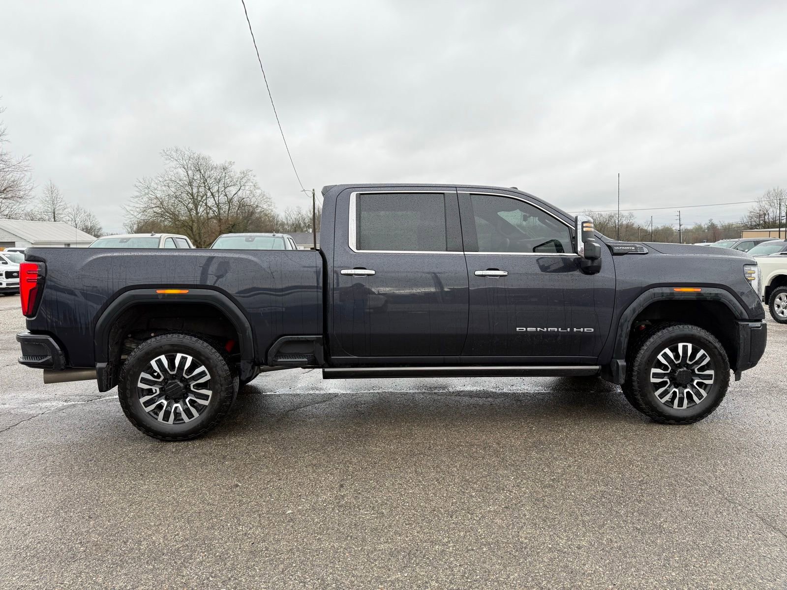 Used 2024 GMC Sierra 3500 Denali Ultimate image 7