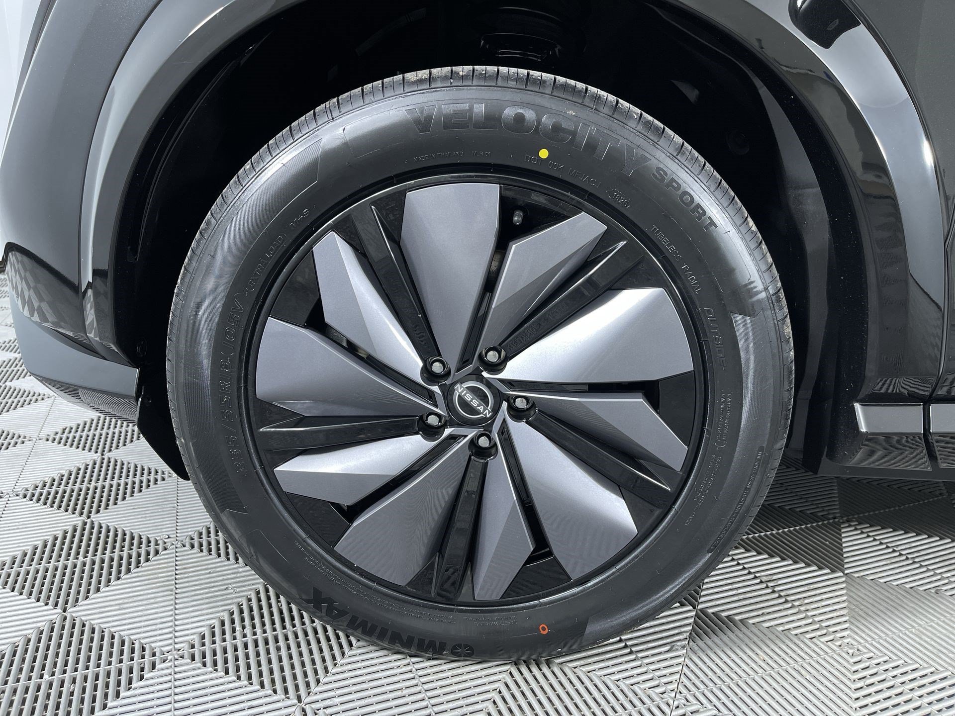 Certified 2024 Nissan Ariya AWD image 26