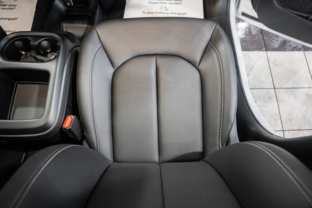 New 2026 Chrysler Pacifica Select image 30