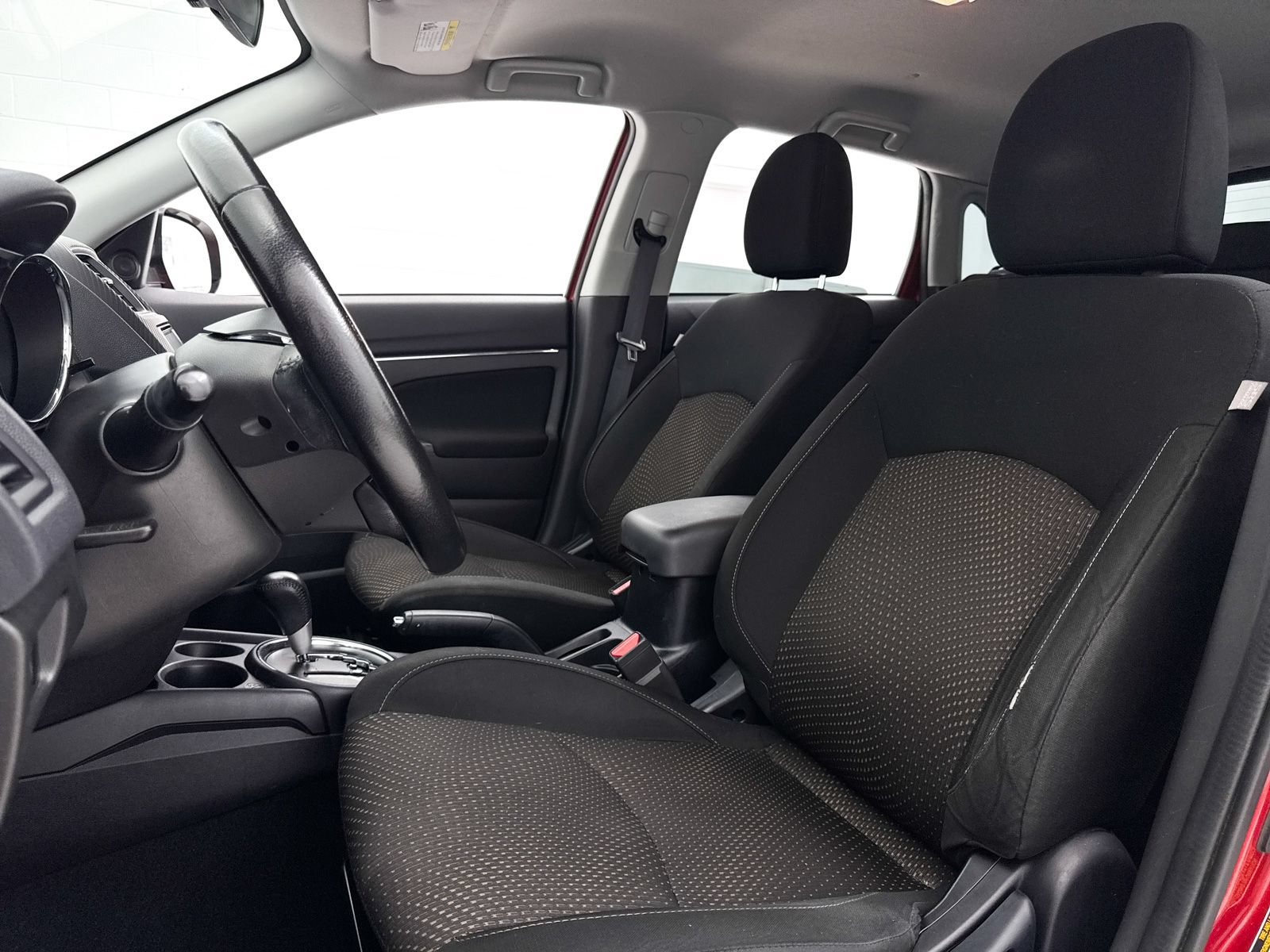 Used 2016 Mitsubishi Outlander Sport ES FWD image 11