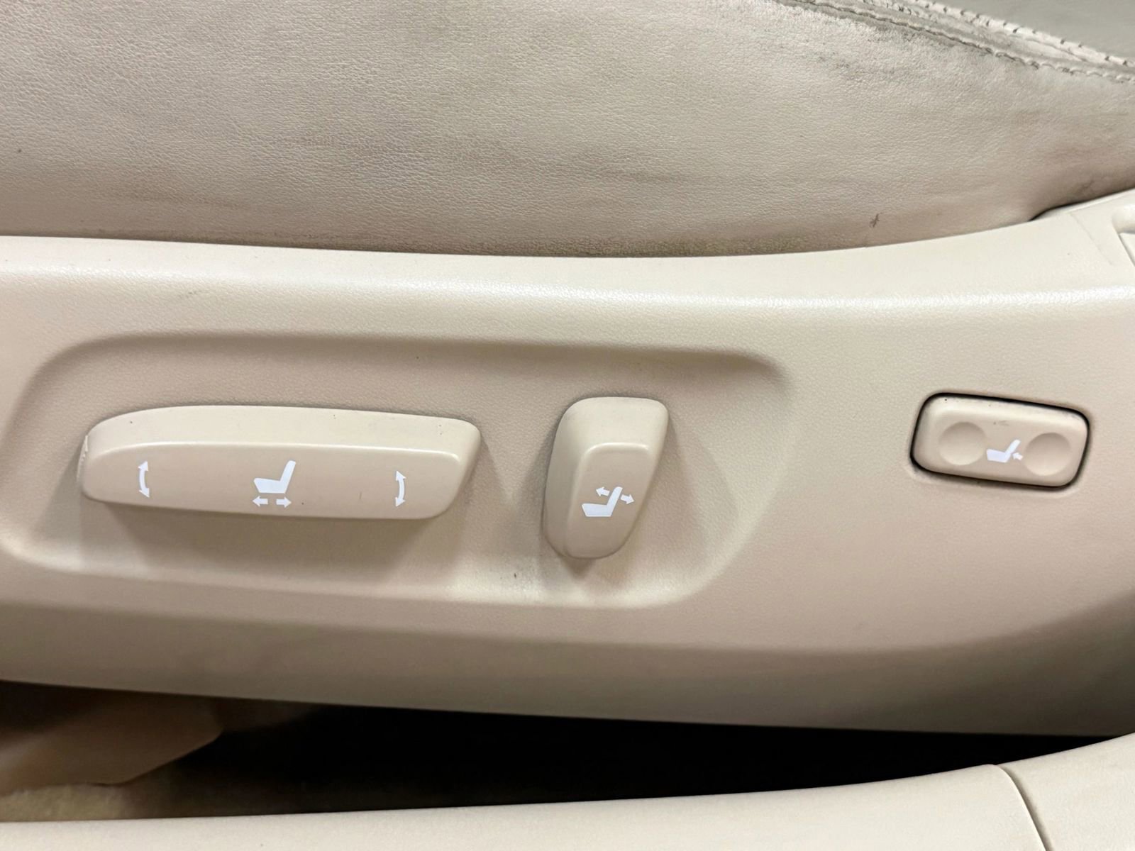 Used 2011 Lexus ES 350 ES 350 Sedan 4D image 24