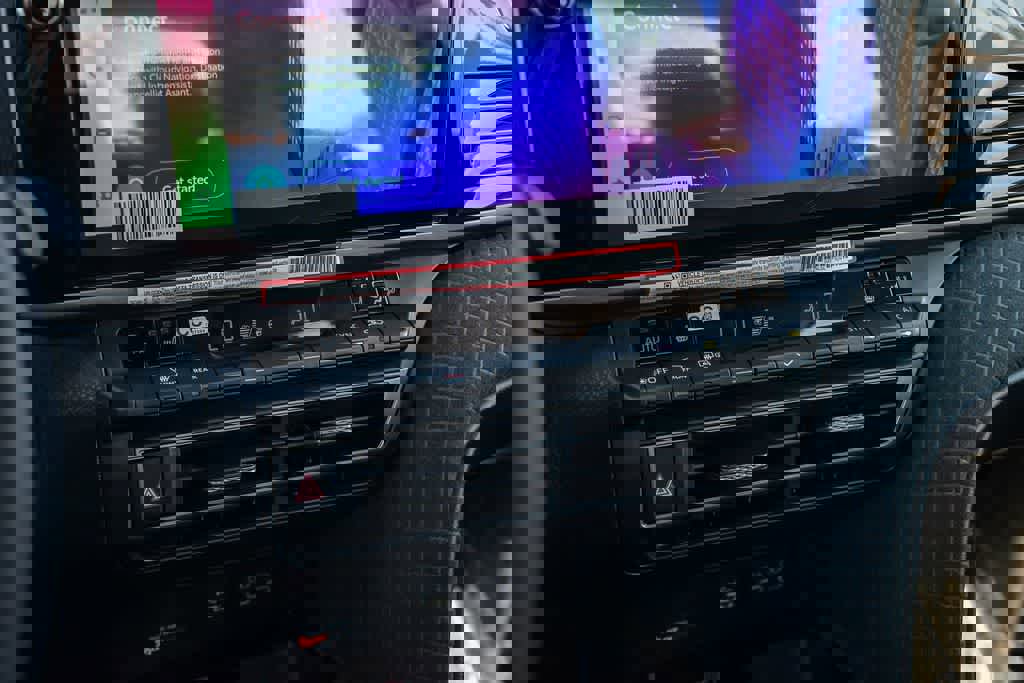 Used 2026 Toyota Camry XLE image 22