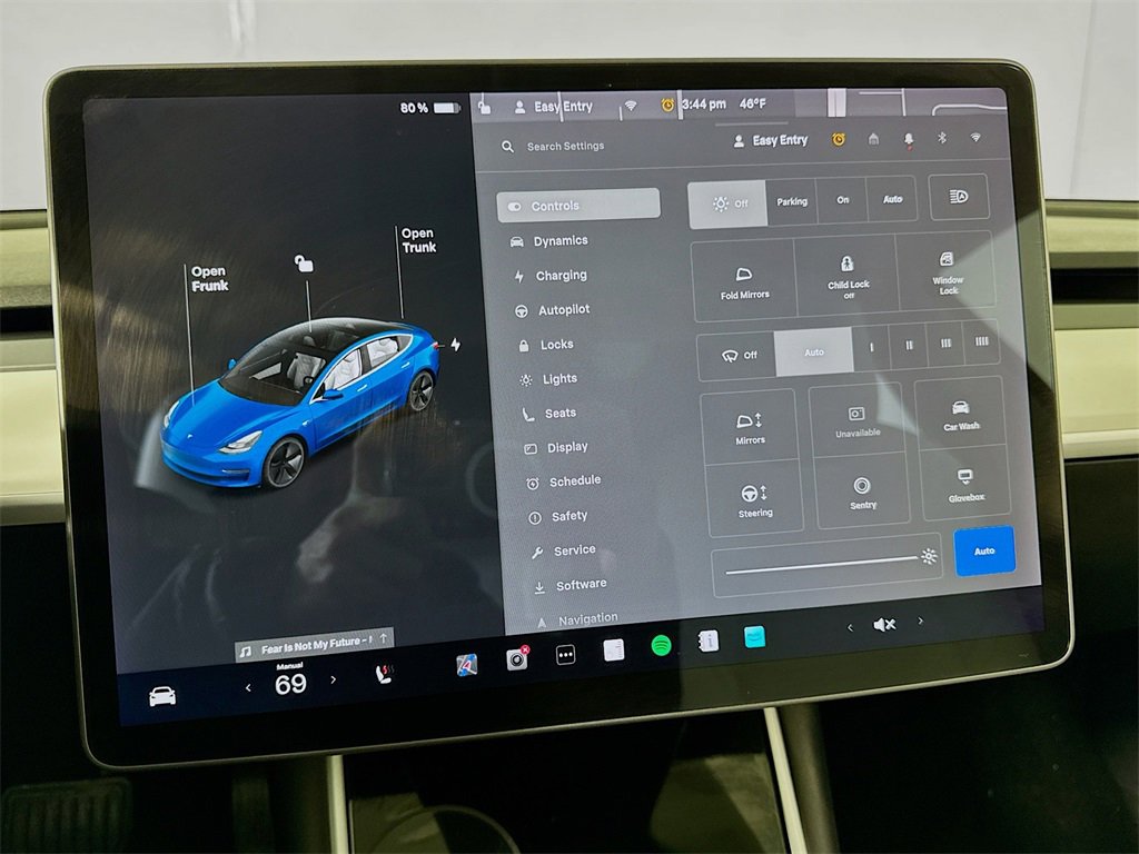 Used 2019 Tesla Model 3 Standard Range Plus image 15