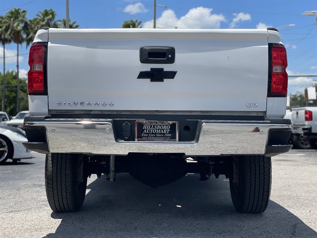 Used 2018 Chevrolet Silverado 3500 LTZ w/ Duramax Plus Package AWD/4WD image 8