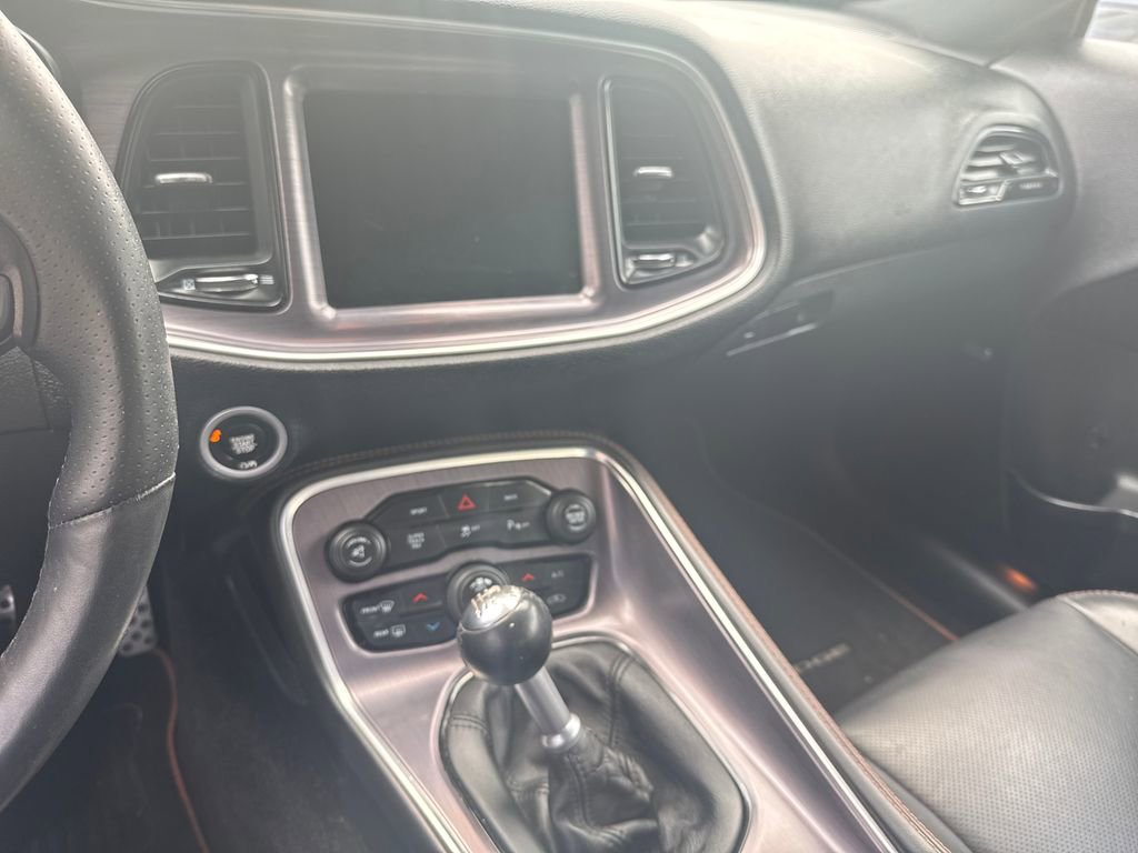 Used 2016 Dodge Challenger R/T Plus RWD image 10