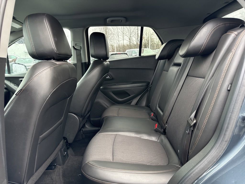 Used 2021 Chevrolet Trax LT AWD/4WD image 10