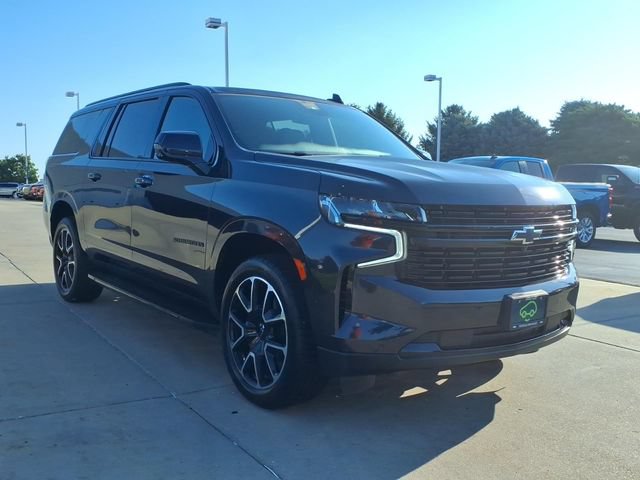 Certified 2023 Chevrolet Suburban RST w/ Luxury Package AWD/4WD image 10
