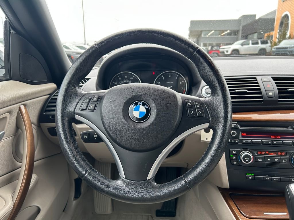 Used 2008 BMW 135i Convertible image 13