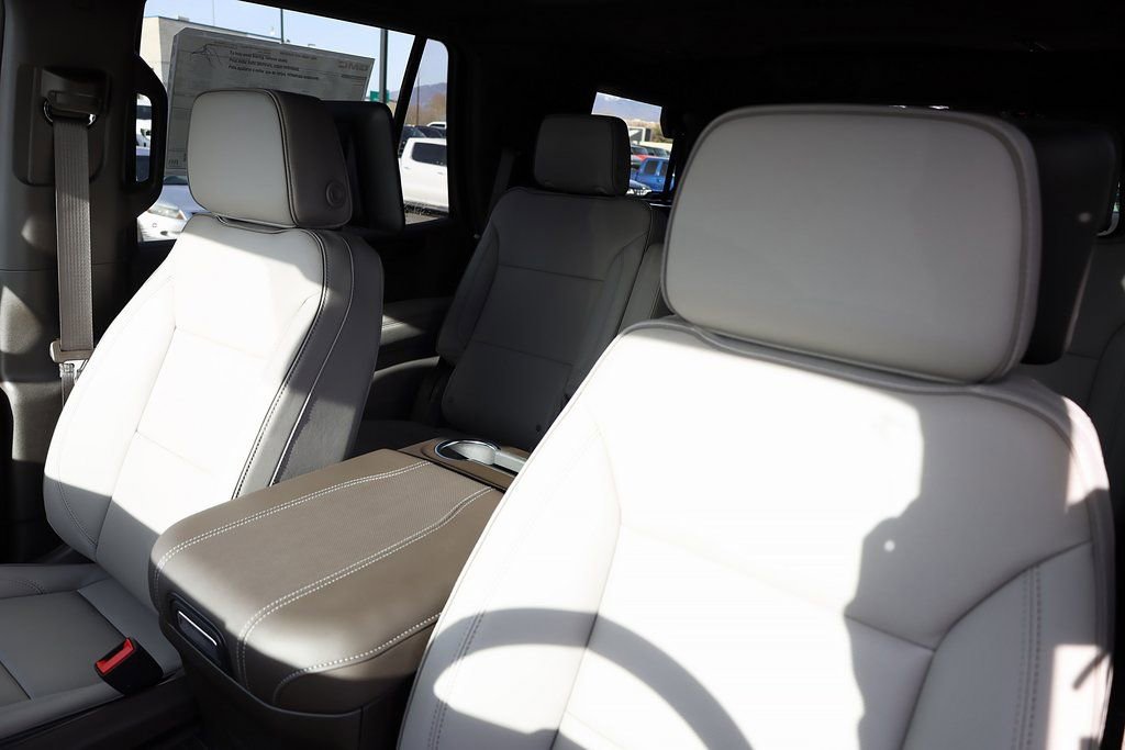 New 2026 GMC Yukon Elevation w/ Elevation Premium Package image 16