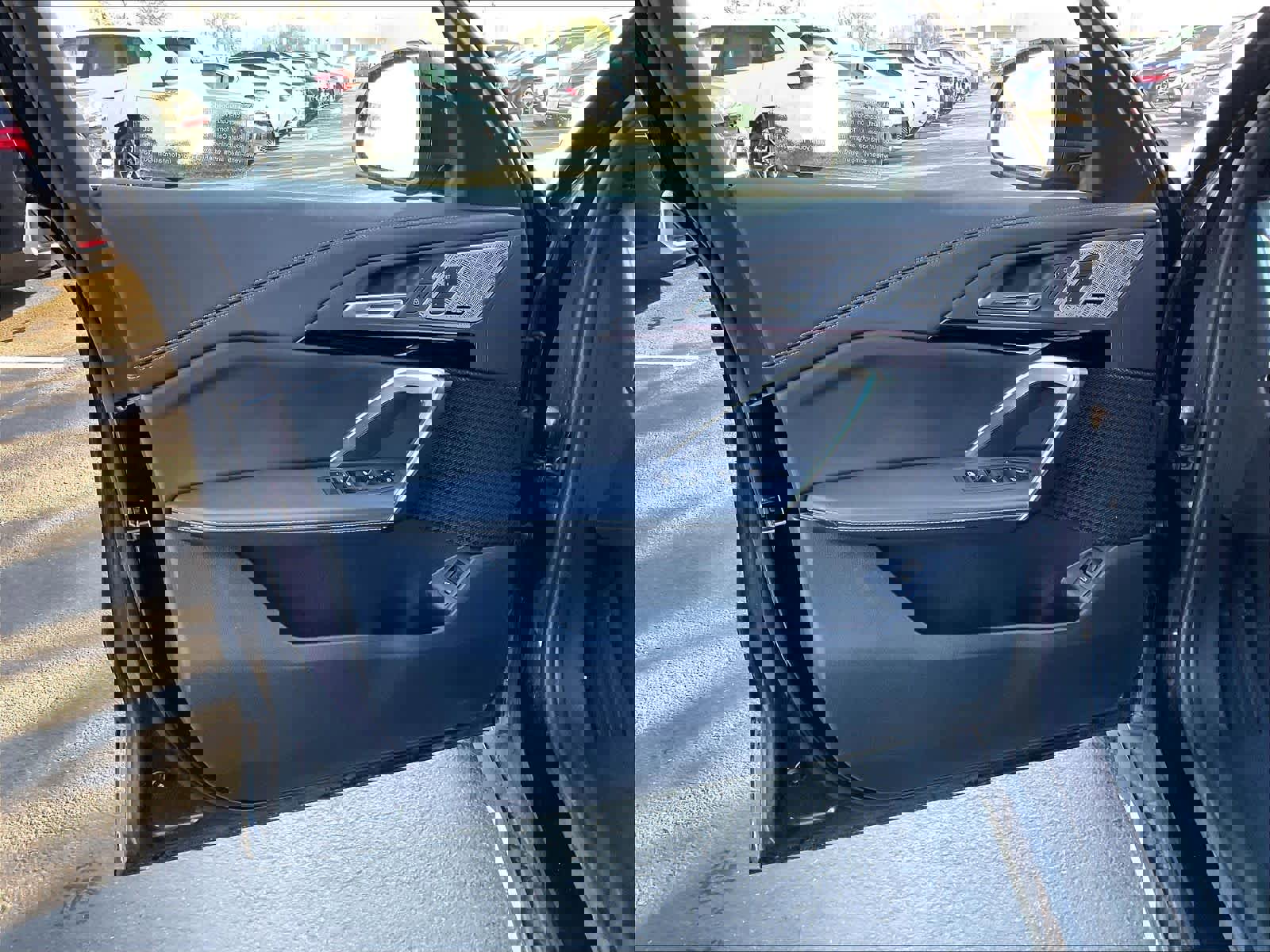 Used 2025 BMW X1 xDrive28i w/ Convenience Package image 24