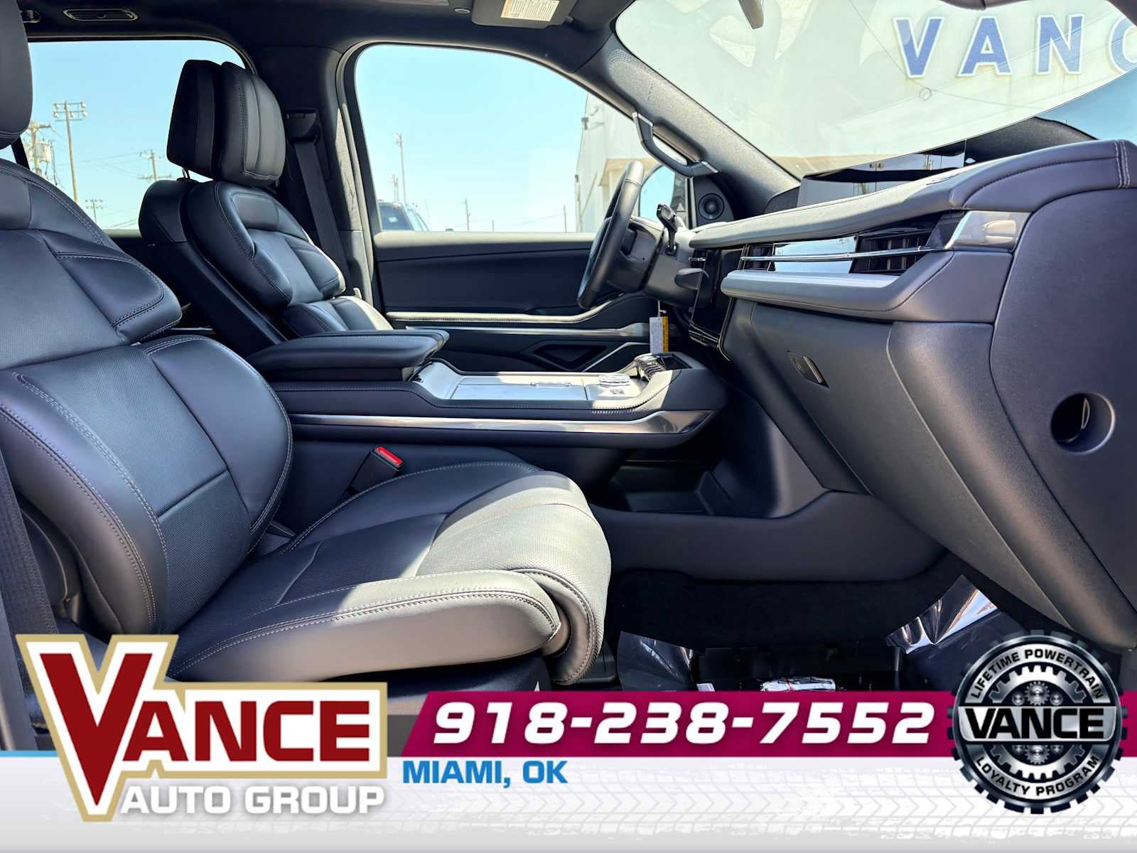 New 2026 Lincoln Navigator L Reserve AWD/4WD image 24