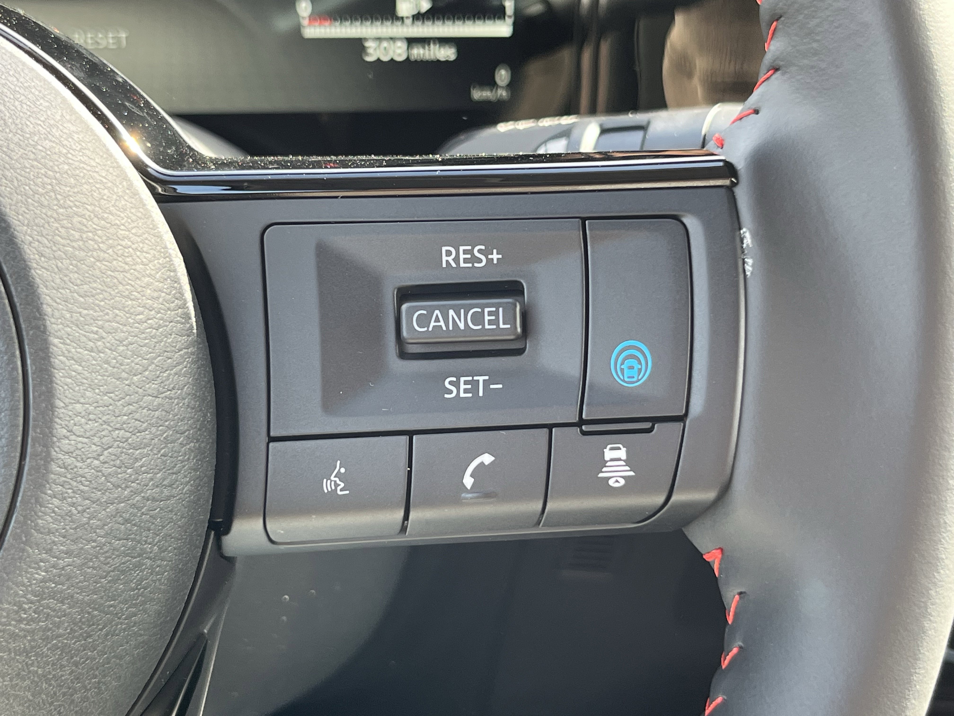 New 2026 Nissan Kicks SR w/ SR Premium Package image 23