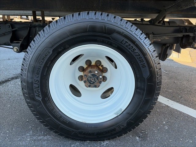 Used 2024 Ford E-450 and Econoline 450 Super Duty w/ Power Windows & Locks Group image 47