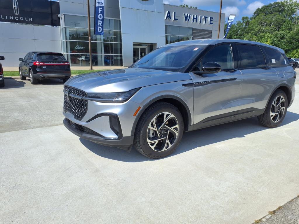 New 2025 Lincoln Nautilus Premier w/ Equipment Group 102A image 1