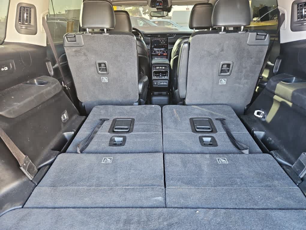 Used 2021 Jeep Grand Cherokee L Limited RWD image 9